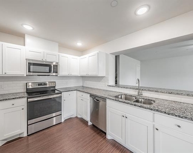 3518 Milan Street - Photo Thumbnail 10