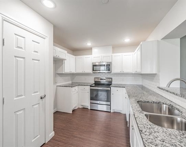 3518 Milan Street - Photo Thumbnail 8