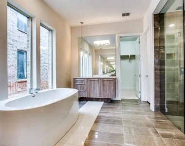 4031 Heatherton Drive - Photo Thumbnail 6