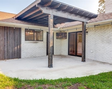 8647 Langdale Circle - Photo Thumbnail 19