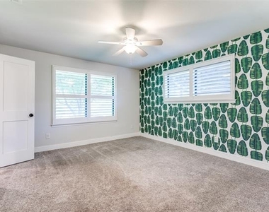 8647 Langdale Circle - Photo Thumbnail 13