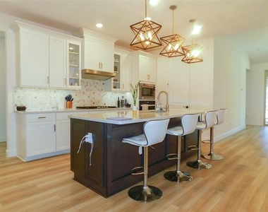 2457 Pinnacle Place - Photo Thumbnail 8