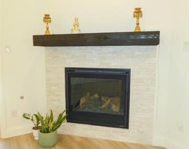 2457 Pinnacle Place - Photo Thumbnail 10