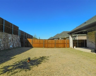 2457 Pinnacle Place - Photo Thumbnail 30
