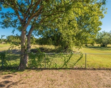 712 N Keith Street - Photo Thumbnail 15