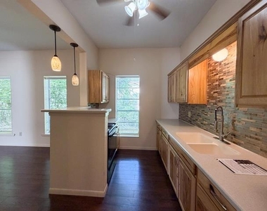 309 2nd Street - Photo Thumbnail 6