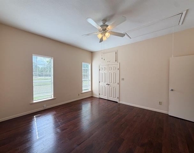 309 2nd Street - Photo Thumbnail 14