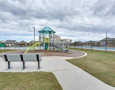 4128 Wood River Trail - Photo Thumbnail 36