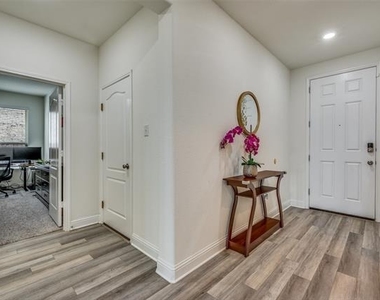 4128 Wood River Trail - Photo Thumbnail 3