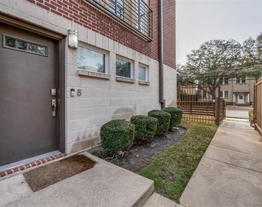 5711 Ross Avenue - Photo Thumbnail 24