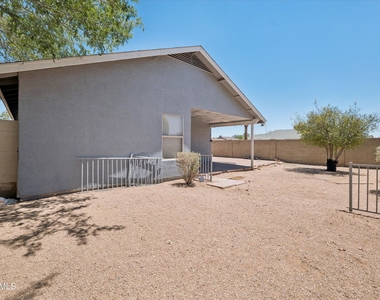 11904 N 76th Lane - Photo Thumbnail 18