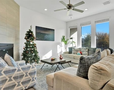 306 Dove Falls Drive - Photo Thumbnail 5