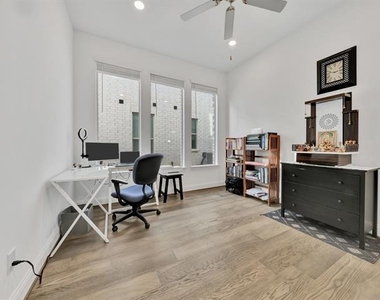 306 Dove Falls Drive - Photo Thumbnail 24