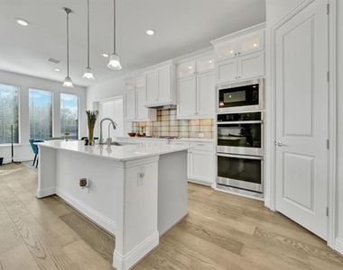 306 Dove Falls Drive - Photo Thumbnail 9