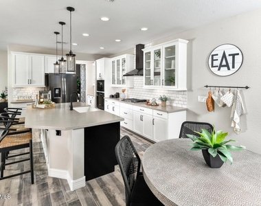 1383 E Sagittarius Place - Photo Thumbnail 1