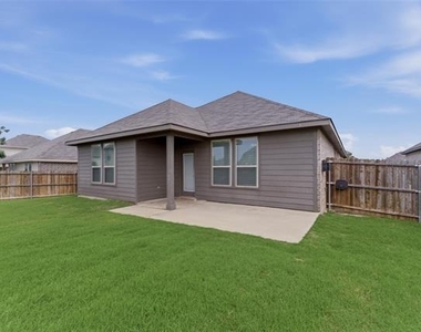 305 Evans Drive - Photo Thumbnail 22