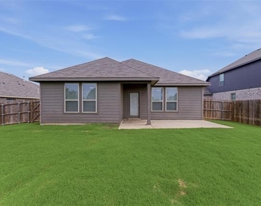 305 Evans Drive - Photo Thumbnail 23