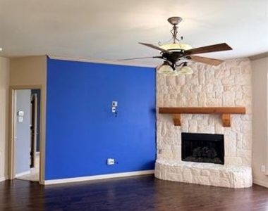 1716 Deer Crossing Drive - Photo Thumbnail 11