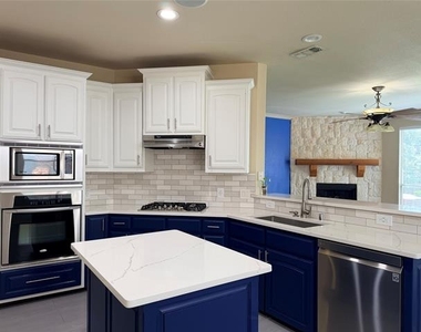1716 Deer Crossing Drive - Photo Thumbnail 9