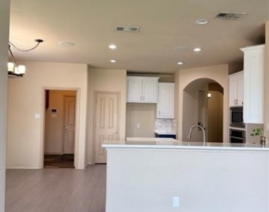 1716 Deer Crossing Drive - Photo Thumbnail 13