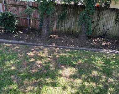 1117 Hidden Glade Drive - Photo Thumbnail 14