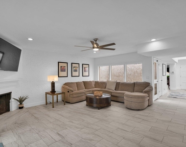 8095 E Via Del Desierto -- - Photo Thumbnail 21