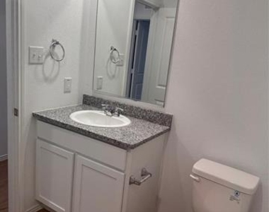 5816 Crystal Water Way - Photo Thumbnail 3
