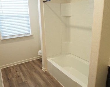 13832 Musselshell Drive - Photo Thumbnail 27