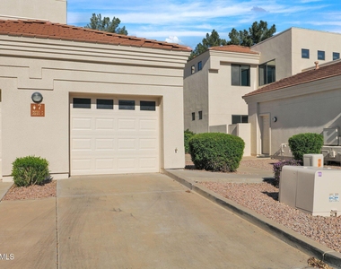 8270 N Hayden Road - Photo Thumbnail 40
