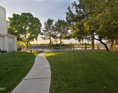 8270 N Hayden Road - Photo Thumbnail 46