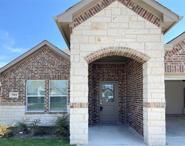 705 Tippit Lane - Photo Thumbnail 1
