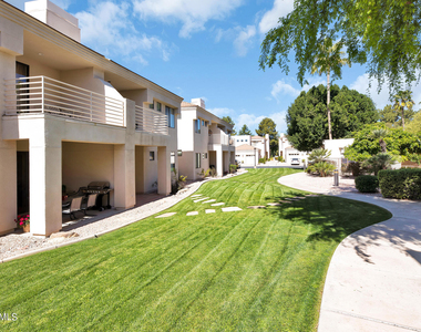 8270 N Hayden Road - Photo Thumbnail 22