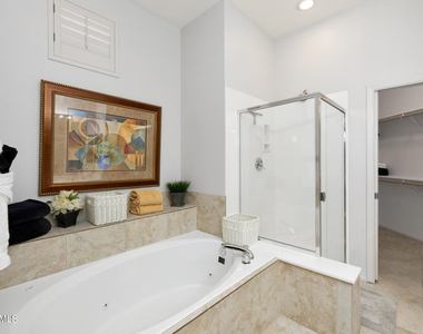 8270 N Hayden Road - Photo Thumbnail 14