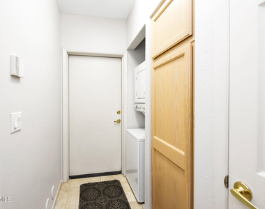 8270 N Hayden Road - Photo Thumbnail 20
