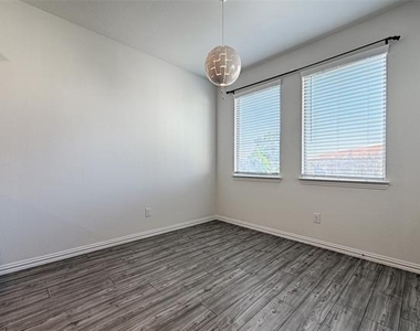 5513 Brahma Trail - Photo Thumbnail 21