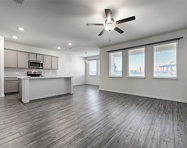 5513 Brahma Trail - Photo Thumbnail 19