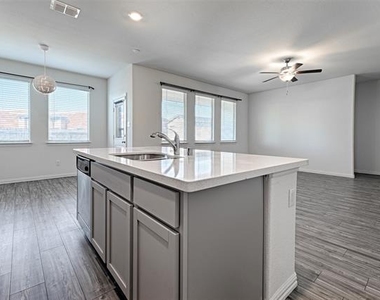 5513 Brahma Trail - Photo Thumbnail 23