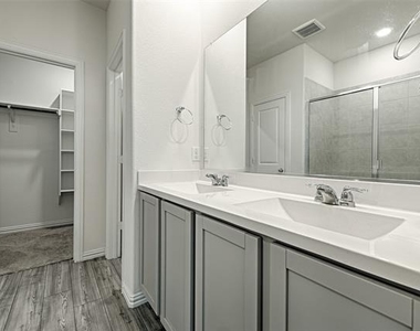 5513 Brahma Trail - Photo Thumbnail 16
