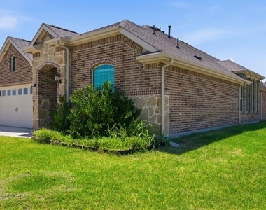 700 Pistachio Parkway - Photo Thumbnail 13