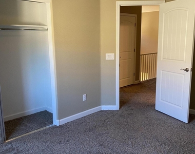 1367 S Country Club Drive - Photo Thumbnail 14