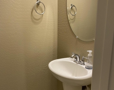 1367 S Country Club Drive - Photo Thumbnail 9