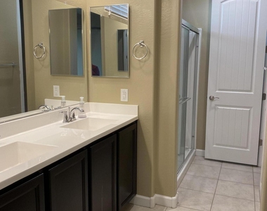 1367 S Country Club Drive - Photo Thumbnail 8