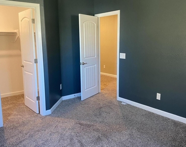 1367 S Country Club Drive - Photo Thumbnail 13