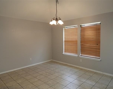 4705 Brookridge Avenue - Photo Thumbnail 3