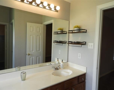 4705 Brookridge Avenue - Photo Thumbnail 7