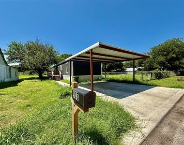 903 Sw 24th Street - Photo Thumbnail 1