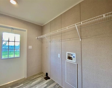 903 Sw 24th Street - Photo Thumbnail 11