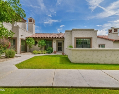 6349 N 78th Street - Photo Thumbnail 1