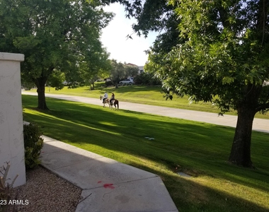6349 N 78th Street - Photo Thumbnail 5