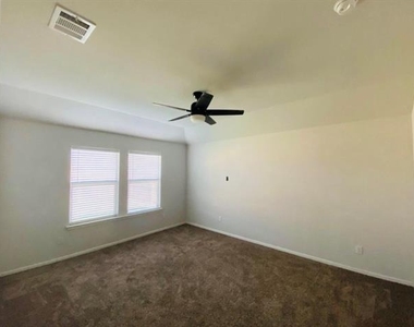 10333 Fort Belknap Trail - Photo Thumbnail 9